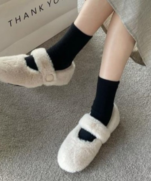 mebole(メボレ)の「もこもこ ファースリッパサンダル(サンダル・レディース・ブラック/ベージュ/ホワイト・SMALL/MEDIUM/LARGE)」の15枚目の写真