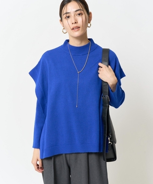 a.v.v(アーヴェヴェ)の「【2SET/洗える】ケープニットアンサンブル(ニット/セーター・レディース・レッド/グレー/グレー系その他/ブラック/ネイビー・38/36/42/40/34)」の4枚目の写真