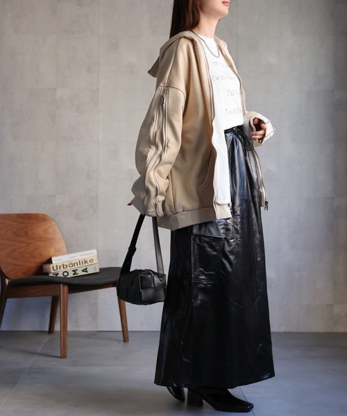 【セール】<ユニセックス>胸元刺繍/ロゴ入り ジップアップスリーブフーディー/パーカー/裏起毛(パーカー)|CREARE -LINO-(クレアーレリノ) 【セール】<ユニセックス>胸元刺繍/ロゴ入り ジップアップスリーブフーディー/パーカー/裏起毛(パーカー)|CREARE -LINO-(クレアーレリノ)