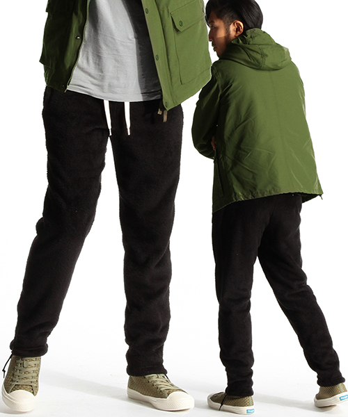 B:MING by BEAMS（ビーミングバイビームス）の「ビーミング by ビームス/ シャギーフリースイージーパンツ（その他パンツ・メンズ・ブラック/オリーブ/ネイビー・X-LARGE/LARGE/SMALL/MEDIUM）」の2枚目の写真