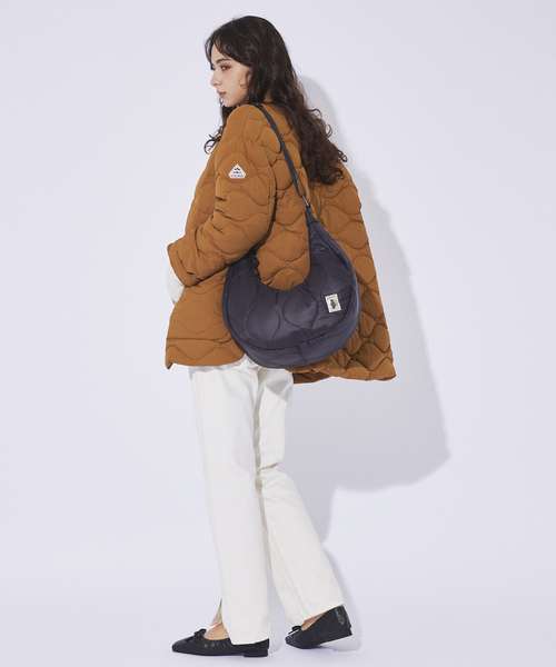 COBMASTER（コブマスター）の「【COBMASTER】キルティングボディバッグ / ショルダーバッグ / BANANA SHOULDER【WEB限定】（ショルダーバッグ・レディース・カーキ/ブラック/ホワイト・フリー）」の20枚目の写真