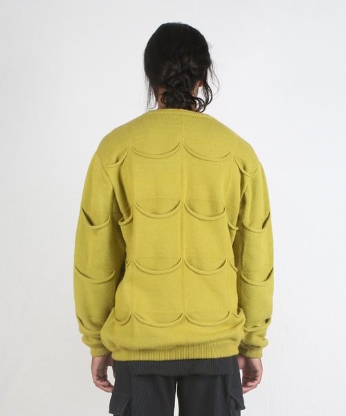 grapevine by k3（グレープバインバイケースリー）の「ALLPOCKET SWEATER（ニット/セーター・メンズ・マスタード・M）」の3枚目の写真