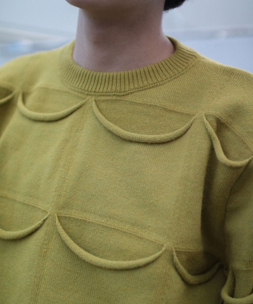 grapevine by k3（グレープバインバイケースリー）の「ALLPOCKET SWEATER（ニット/セーター・メンズ・マスタード・M）」の8枚目の写真