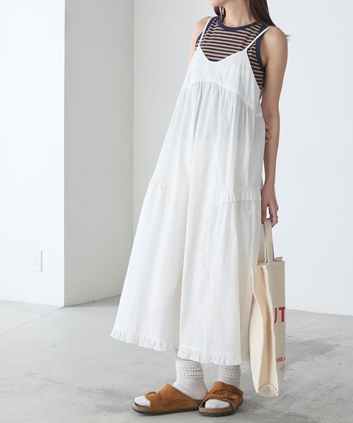 BONLECILL(ボンルシール)の「アソート柄ヴィンテージライクコットンフリルキャミワンピース(ワンピース・レディース・オフホワイト/ブルー系/ブラウン系/ブラック・FREE)」の20枚目の写真