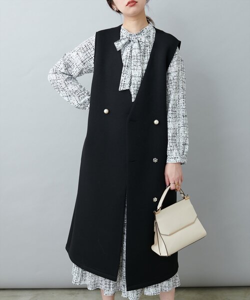 natural couture(ナチュラルクチュール)の「オケージョン対応可 / ノーカラーWブレストジレ(その他アウター・レディース・ブラック/アイボリー・FREE)」の11枚目の写真