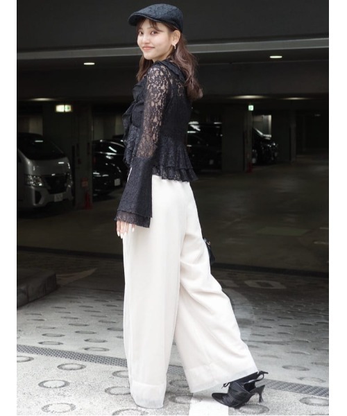 rienda(リエンダ)の「チュールレイヤードジャストウエストストレートパンツ(スラックス・レディース・ライトベージュ/グレー・SMALL/MEDIUM)」の9枚目の写真