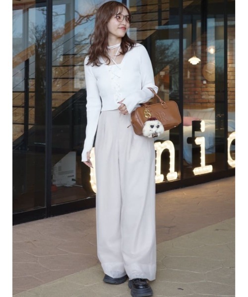 rienda(リエンダ)の「チュールレイヤードジャストウエストストレートパンツ(スラックス・レディース・ライトベージュ/グレー・SMALL/MEDIUM)」の19枚目の写真