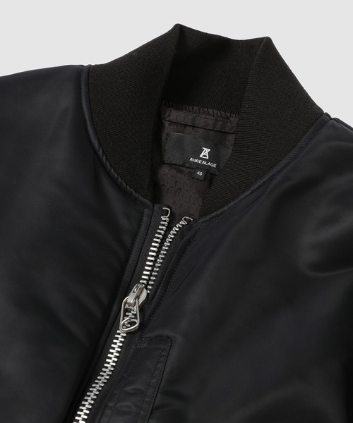 ANREALAGE(アンリアレイジ)の「PHOTOCHROMIC AZ LOGO SLEEVE MA-1(MA-1・レディース・グレー/ブラック・46)」の4枚目の写真