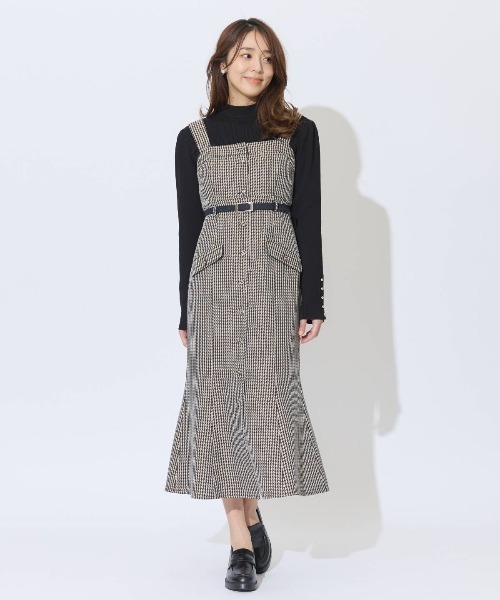 AND COUTURE(アンドクチュール)の「ジャガードジャンスカ(ジャンパースカート・レディース・ブラック系その他/ホワイト系その他/ベージュ系その他・FREE)」の3枚目の写真