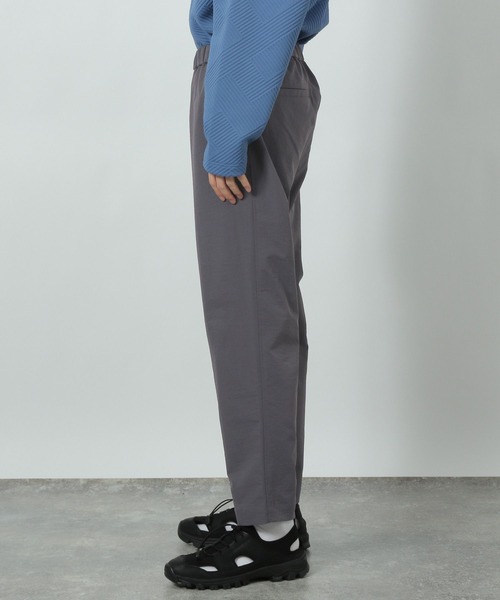 LAKOLE（ラコレ）の「PEテックスリムパンツ / 291476（その他パンツ・メンズ・チャコールグレー/ブラック・MEDIUM/LARGE）」の10枚目の写真