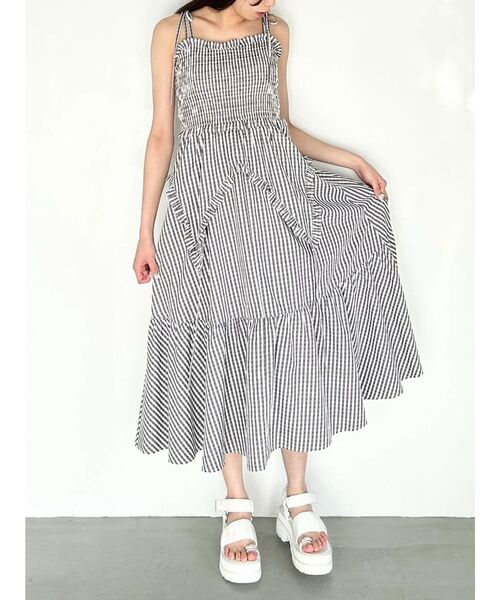 CALNAMUR(カルナムール)の「GINGHAM SHIRRING GATHER OP/ギンガムシャーリングギャザーワンピース(ワンピース・レディース・ブラック/ピンク・FREE)」の16枚目の写真
