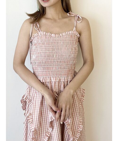 CALNAMUR(カルナムール)の「GINGHAM SHIRRING GATHER OP/ギンガムシャーリングギャザーワンピース(ワンピース・レディース・ブラック/ピンク・FREE)」の18枚目の写真