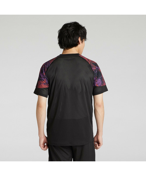 PUMA（プーマ）の「PUMA プーマ メンズ サッカー INDIVIDUAL PUMAFTBL プロ AOP 半袖 シャツ（Tシャツ/カットソー・メンズ・ブラック/ネイビー/ホワイト・X-LARGE/XX-LARGE/LARGE/MEDIUM/SMALL）」の4枚目の写真