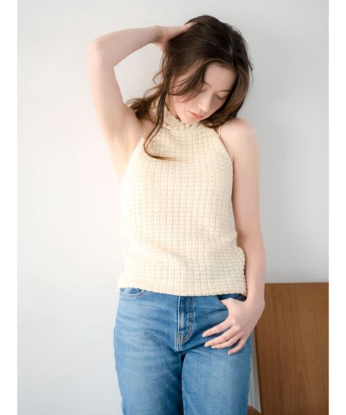 Ungrid（アングリッド）の「ホルターネックデザインニット（タンクトップ・レディース・アイボリー/レッド/ブラック・FREE）」の14枚目の写真