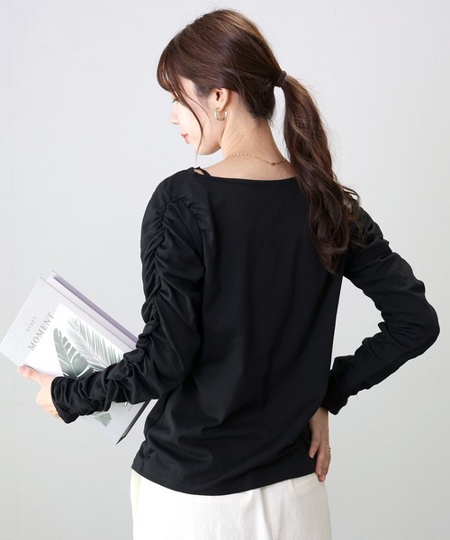 Aletta vita(アレッタビータ)の「ボートネック袖シャーリングカットソー(Tシャツ/カットソー・レディース・オフホワイト/ブラック・M)」の16枚目の写真