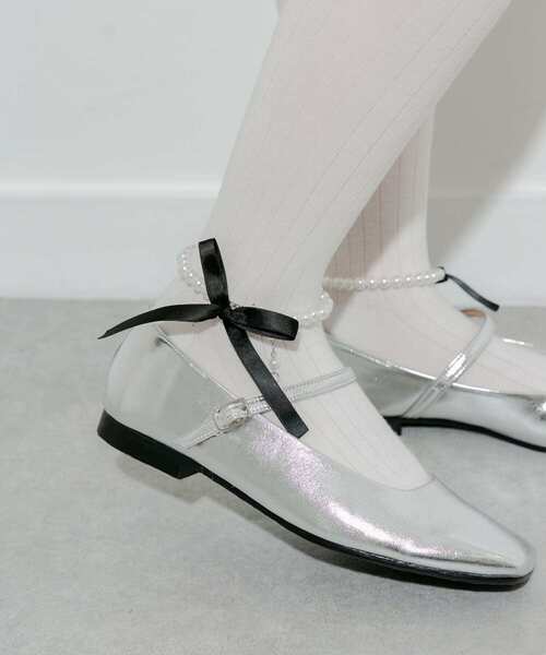 SMELLY（スメリー）の「『WEB/一部店舗限定』パールリボンアンクレット（アンクレット・レディース・ベージュ/ブラック・-）」の14枚目の写真