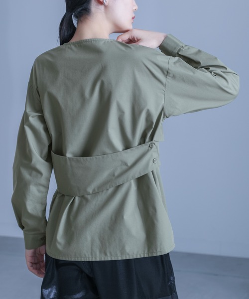 kOhAKU(コハク)の「アシメカシュクールシャツ(シャツ/ブラウス・レディース・オフホワイト/グリーン/ブラック・2/1)」の21枚目の写真