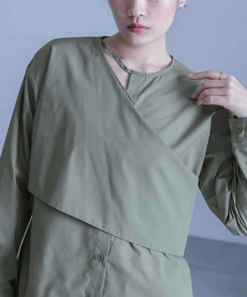 kOhAKU(コハク)の「アシメカシュクールシャツ(シャツ/ブラウス・レディース・オフホワイト/グリーン/ブラック・2/1)」の12枚目の写真