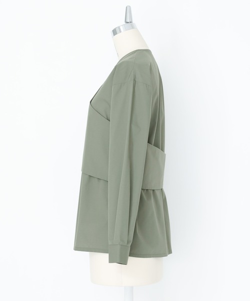 kOhAKU(コハク)の「アシメカシュクールシャツ(シャツ/ブラウス・レディース・オフホワイト/グリーン/ブラック・2/1)」の16枚目の写真