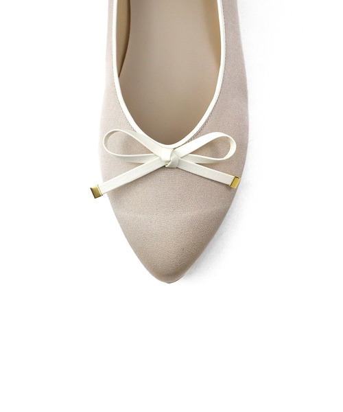 chocolates(チョコラテス)の「晴雨兼用 ポインテッドトゥ サテンバレエパンプス【日本製】(バレエシューズ・レディース・ブラック/グレイッシュベージュ/ピンクベージュ・22cm/22.5cm/23cm/23.5cm/24cm/24.5cm/25cm)」の6枚目の写真