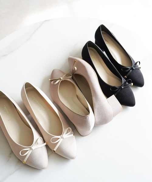 chocolates(チョコラテス)の「晴雨兼用 ポインテッドトゥ サテンバレエパンプス【日本製】(バレエシューズ・レディース・ブラック/グレイッシュベージュ/ピンクベージュ・22cm/22.5cm/23cm/23.5cm/24cm/24.5cm/25cm)」の12枚目の写真