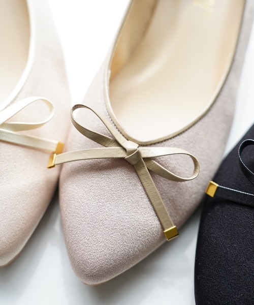 chocolates(チョコラテス)の「晴雨兼用 ポインテッドトゥ サテンバレエパンプス【日本製】(バレエシューズ・レディース・ブラック/グレイッシュベージュ/ピンクベージュ・22cm/22.5cm/23cm/23.5cm/24cm/24.5cm/25cm)」の17枚目の写真