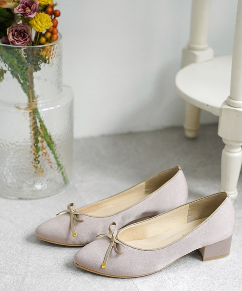 chocolates(チョコラテス)の「晴雨兼用 ポインテッドトゥ サテンバレエパンプス【日本製】(バレエシューズ・レディース・ブラック/グレイッシュベージュ/ピンクベージュ・22cm/22.5cm/23cm/23.5cm/24cm/24.5cm/25cm)」の10枚目の写真