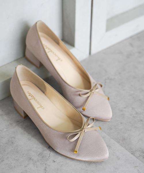 chocolates(チョコラテス)の「晴雨兼用 ポインテッドトゥ サテンバレエパンプス【日本製】(バレエシューズ・レディース・ブラック/グレイッシュベージュ/ピンクベージュ・22cm/22.5cm/23cm/23.5cm/24cm/24.5cm/25cm)」の11枚目の写真