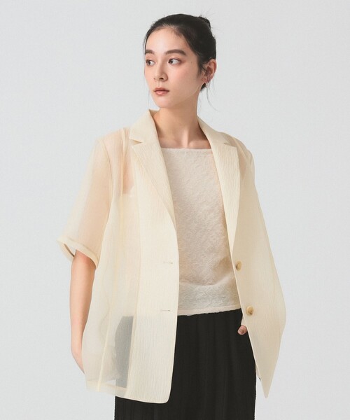 Ray BEAMS(レイビームス)の「オーガンジー ハーフスリーブ ジャケット(テーラードジャケット・レディース・ベージュ/ブラック・0/1)」の6枚目の写真