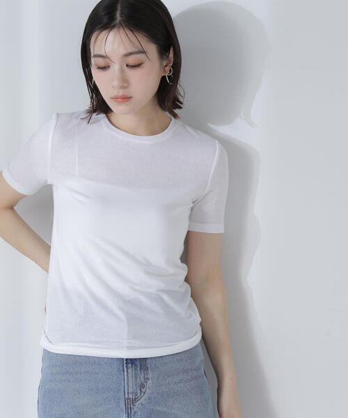 NATURAL BEAUTY BASIC(ナチュラルビューティーベーシック)の「◇【Oggi掲載】シアーストレッチTシャツ(Tシャツ/カットソー・レディース・ベージュ/チャコールグレー/オフホワイト・FREE)」の2枚目の写真