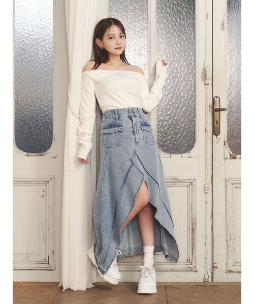 EATME（イートミー）の「FRONTスリットロングデニムスカート（デニムスカート・レディース・ブラック/ライトブルー・SMALL/MEDIUM）」の5枚目の写真