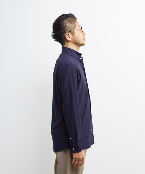 MEN'S MELROSE(メンズメルローズ)の「トリコットサッカーワンピースカラーシャツ(シャツ/ブラウス・メンズ・ネイビー/ホワイト/ブラック・4/2/3)」の5枚目の写真