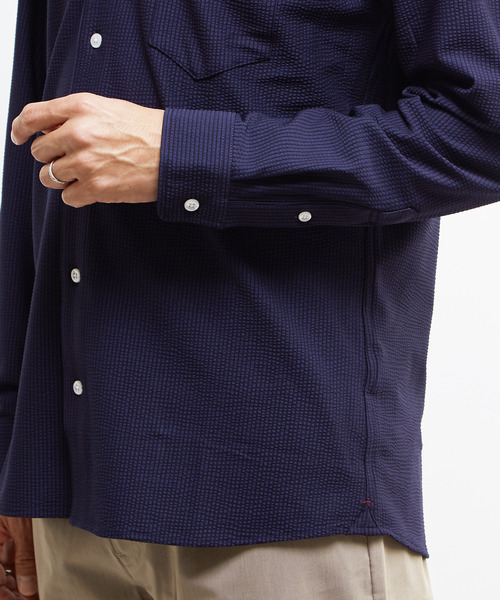 MEN'S MELROSE(メンズメルローズ)の「トリコットサッカーワンピースカラーシャツ(シャツ/ブラウス・メンズ・ネイビー/ホワイト/ブラック・4/2/3)」の7枚目の写真