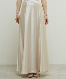 SOFFITTO（ソフィット）の「バイアスフレアースカート（スカート）」