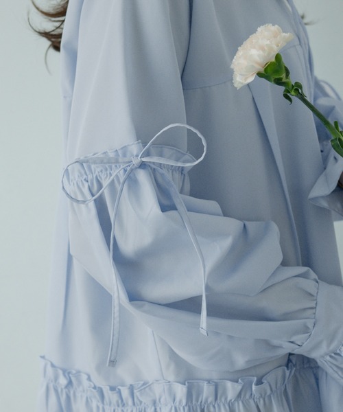 Ambre Neige(アンブルネージュ)の「ribbon frill tunic shirt / リボンフリルチュニックシャツ(シャツ/ブラウス・レディース・ライトブルー/オフホワイト・FREE)」の9枚目の写真