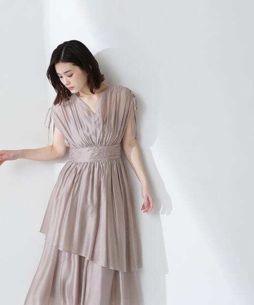 NATURAL BEAUTY BASIC（ナチュラルビューティーベーシック）の「◇Ｖネックティアードワンピース（ワンピース・レディース・ピンク/ベージュ/ブラック・MEDIUM/SMALL/P/S）」の21枚目の写真