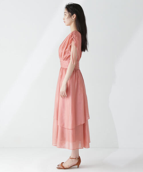 NATURAL BEAUTY BASIC（ナチュラルビューティーベーシック）の「◇Ｖネックティアードワンピース（ワンピース・レディース・ピンク/ベージュ/ブラック・MEDIUM/SMALL/P/S）」の10枚目の写真