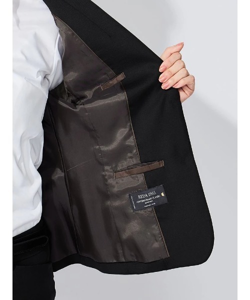 Perfect Suit FActory（パーフェクトスーツファクトリー）の「インポート【REDA】リクルートスーツ　テーラードジャケット　無地　ブラック（スーツジャケット・レディース・ブラック・13号/11号/7号/9号）」の7枚目の写真