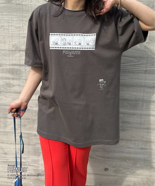 Vintage PEANUTS（ビンテージピーナッツ）の「【Peanuts】別注 スヌーピーFILMプリント半袖Tシャツ（Tシャツ/カットソー・レディース・スミクロ/オートミール/ホワイト・MEDIUM/LARGE）」の16枚目の写真