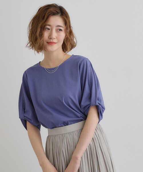 grove（グローブ）の「【接触冷感・UVカットetc】レース切替え袖ねじりプルオーバー（Tシャツ/カットソー・レディース・オフホワイト/スミクロ/ブルー・02/01/03/04/05）」の3枚目の写真