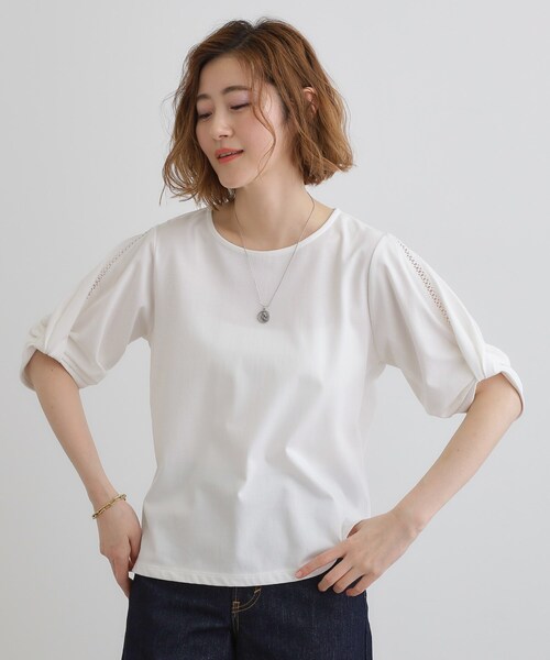 grove（グローブ）の「【接触冷感・UVカットetc】レース切替え袖ねじりプルオーバー（Tシャツ/カットソー・レディース・オフホワイト/スミクロ/ブルー・02/01/03/04/05）」の4枚目の写真