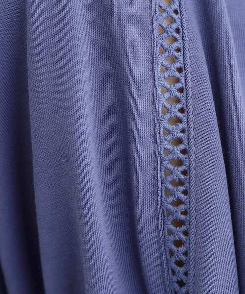 grove（グローブ）の「【接触冷感・UVカットetc】レース切替え袖ねじりプルオーバー（Tシャツ/カットソー・レディース・オフホワイト/スミクロ/ブルー・02/01/03/04/05）」の15枚目の写真