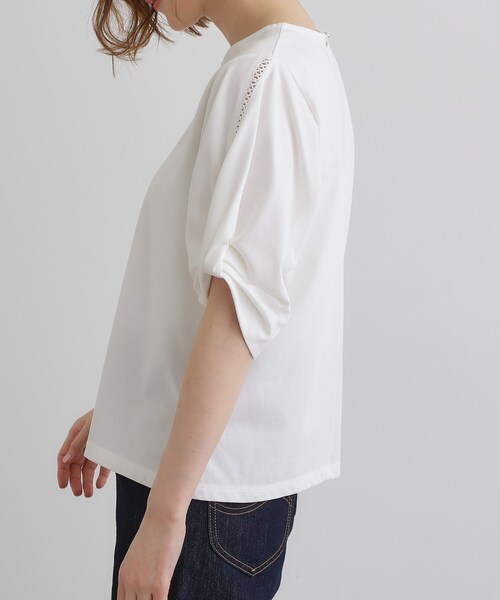 grove（グローブ）の「【接触冷感・UVカットetc】レース切替え袖ねじりプルオーバー（Tシャツ/カットソー・レディース・オフホワイト/スミクロ/ブルー・02/01/03/04/05）」の17枚目の写真