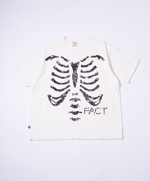 WHO'S WHO gallery(フーズフーギャラリー)の「【2サイズ/UNISEX】COOPER FACTボーンTEE(Tシャツ/カットソー・レディース・ホワイト/ブラック/ブラウン・LARGE/MEDIUM)」の18枚目の写真