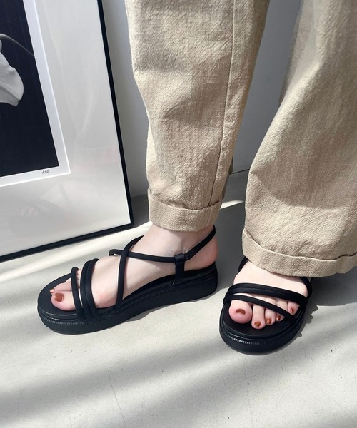 ORiental TRaffic（オリエンタルトラフィック）の「チューブストラップスポーツサンダル/55204（サンダル・レディース・ベージュ/モカ/ブラック・LL/S/M/L/3L/SS）」の6枚目の写真