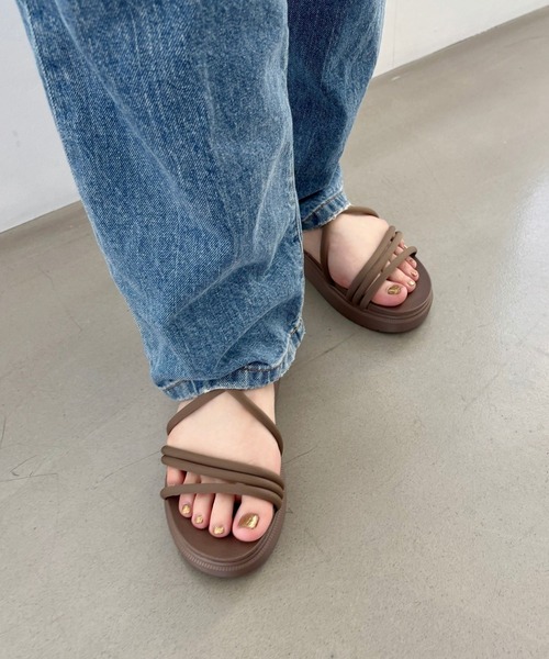 ORiental TRaffic（オリエンタルトラフィック）の「チューブストラップスポーツサンダル/55204（サンダル・レディース・ベージュ/モカ/ブラック・LL/S/M/L/3L/SS）」の16枚目の写真