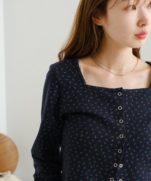 Kastane（カスタネ）の「【4色展開】小花柄スクエアサーマルカーディガン（カーディガン/ボレロ・レディース・ホワイト/アイボリー/グレー/ネイビー・FREE）」の19枚目の写真