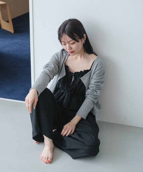 Kastane（カスタネ）の「【4色展開】小花柄スクエアサーマルカーディガン（カーディガン/ボレロ・レディース・ホワイト/アイボリー/グレー/ネイビー・FREE）」の12枚目の写真