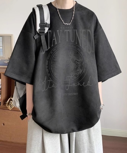 link lot(リンクロット)の「フェイクスエードプリントBIGT ビッグロゴ 男女兼用 ストレッチ素材(Tシャツ/カットソー・メンズ・ブラック/グレー/アイボリー/グリーン・L/M)」の8枚目の写真
