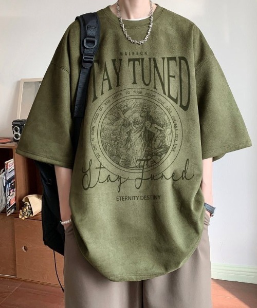 link lot(リンクロット)の「フェイクスエードプリントBIGT ビッグロゴ 男女兼用 ストレッチ素材(Tシャツ/カットソー・メンズ・ブラック/グレー/アイボリー/グリーン・L/M)」の18枚目の写真